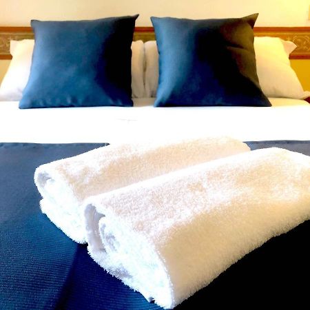 Hotel B&B Des Bains Милано Мартима Екстериор снимка
