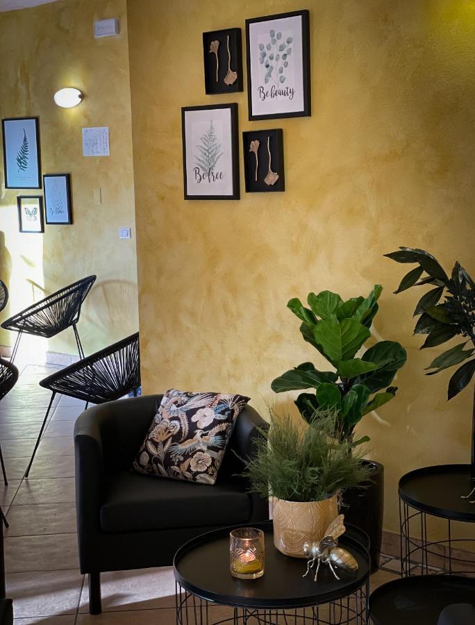 Hotel B&B Des Bains Милано Мартима Екстериор снимка