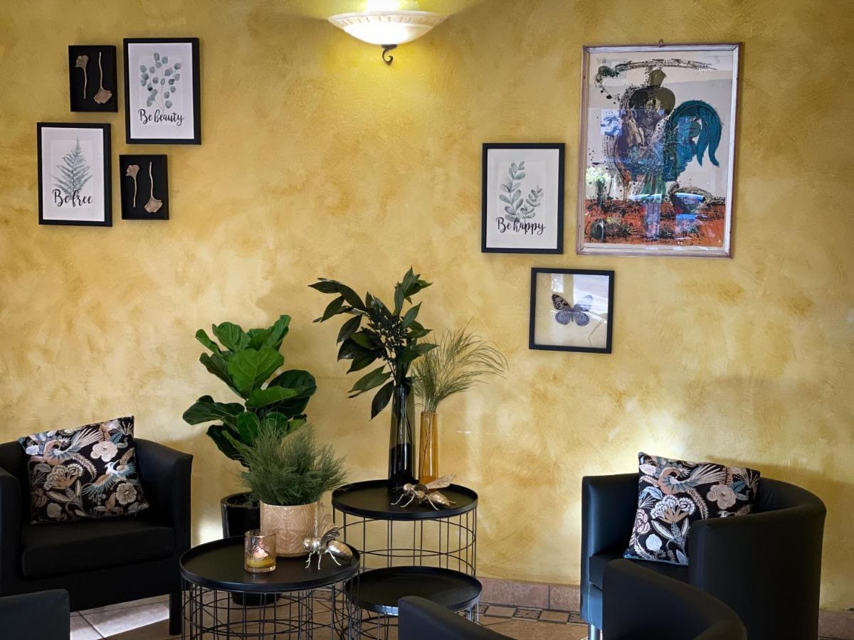 Hotel B&B Des Bains Милано Мартима Екстериор снимка
